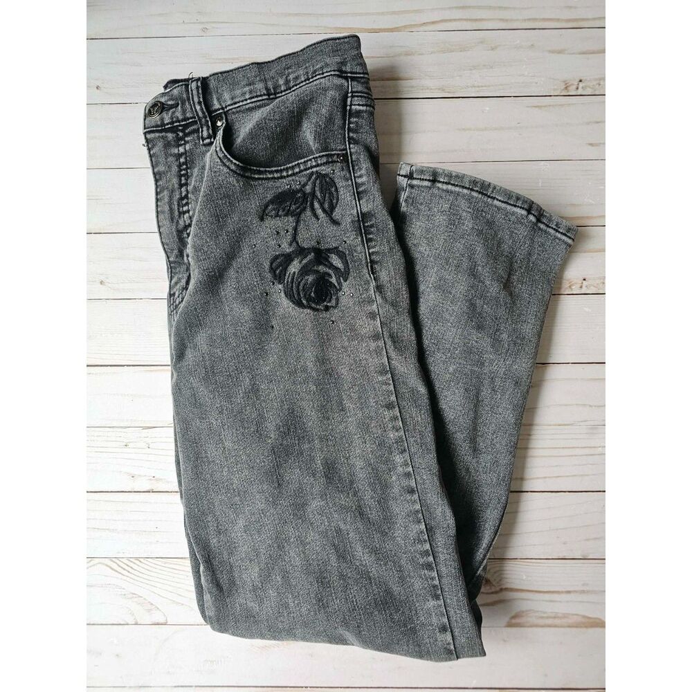 Jessica Simpson Women’s 8 Black Gray Floral Embroidered Bootcut Jeans Y2K